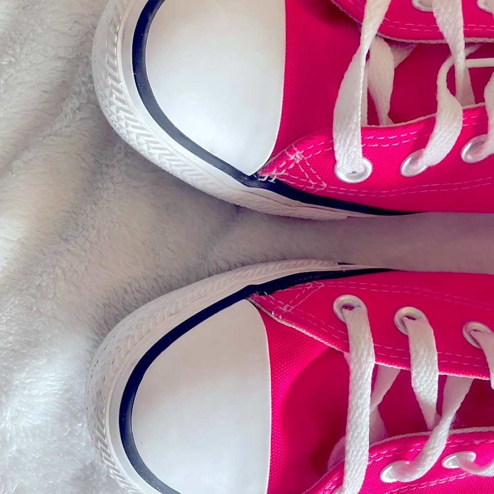 Converse High Top Sneakers size 9 women’s/ 7  pink - Picture 2 of 8